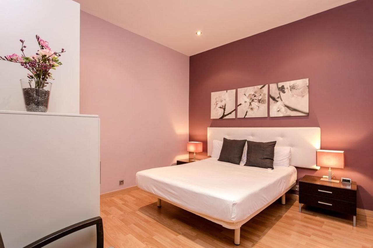 Fantastic 2 Bedroom 5 Minutes By Car From Plaza Catalunya Barcelona Kültér fotó