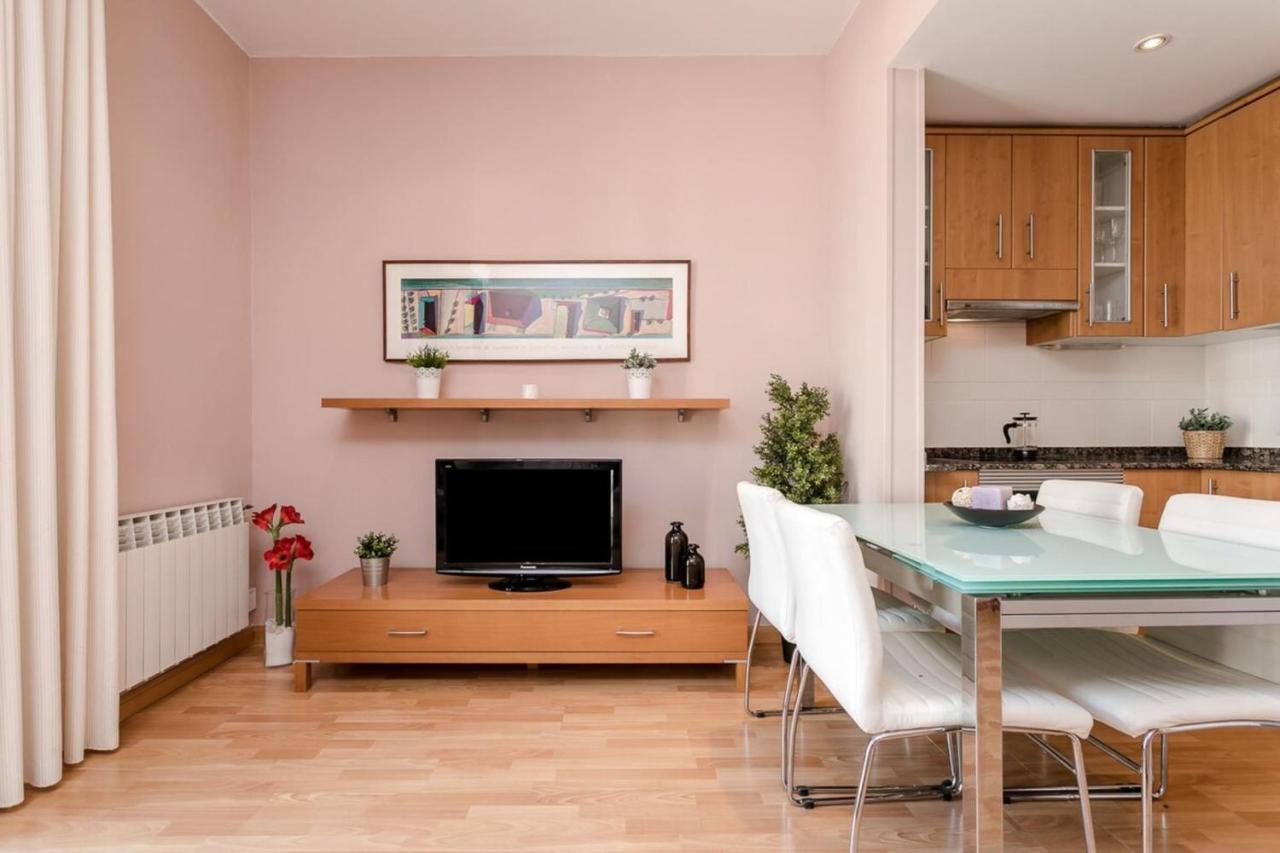 Fantastic 2 Bedroom 5 Minutes By Car From Plaza Catalunya Barcelona Kültér fotó
