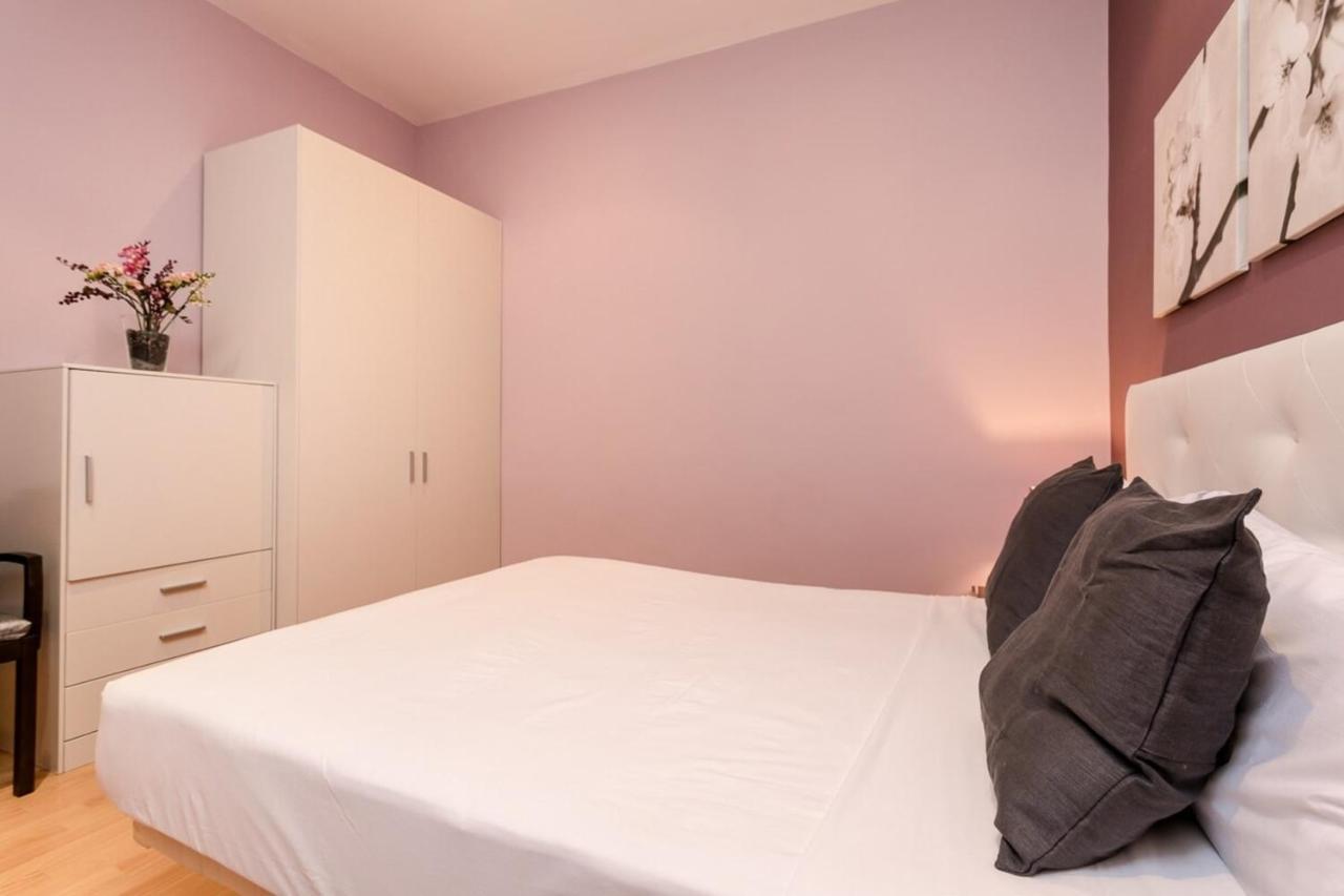 Fantastic 2 Bedroom 5 Minutes By Car From Plaza Catalunya Barcelona Kültér fotó