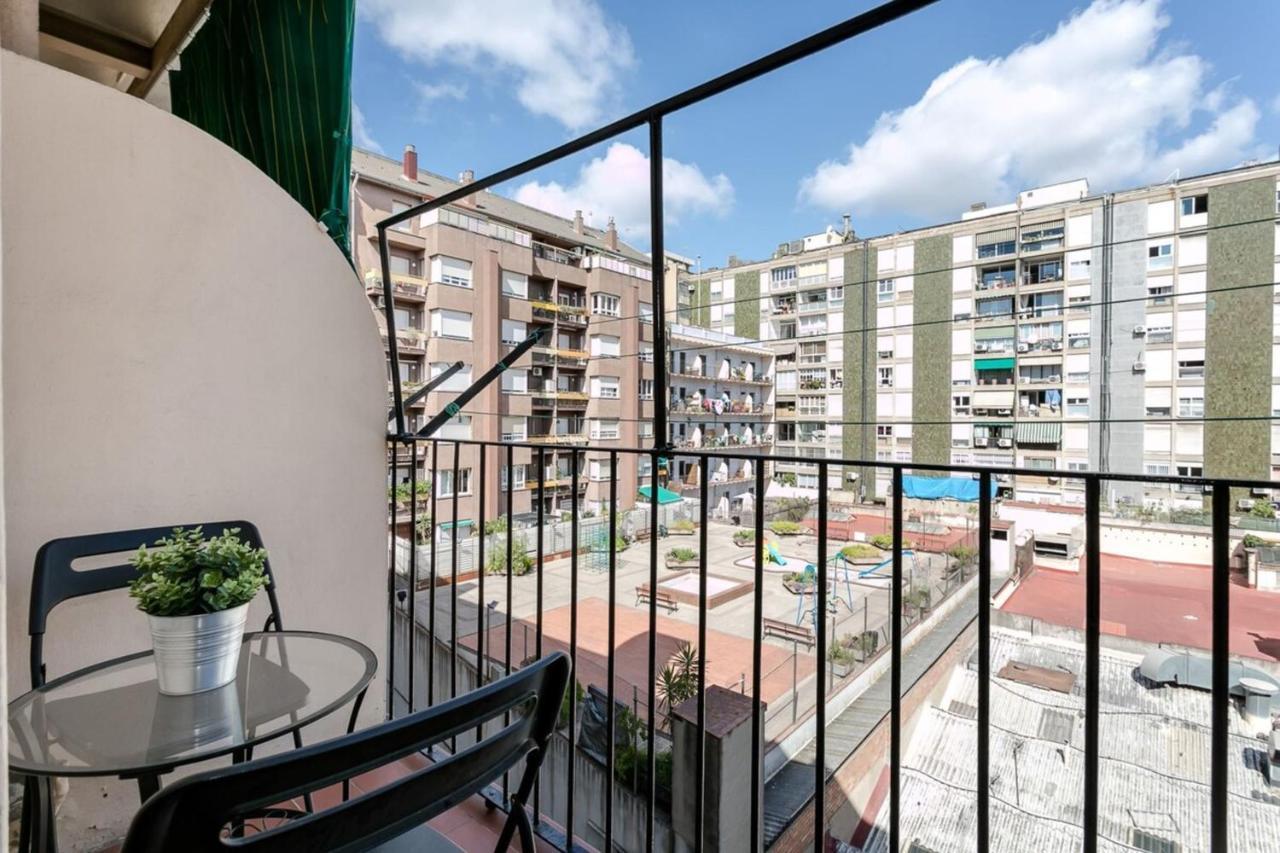 Fantastic 2 Bedroom 5 Minutes By Car From Plaza Catalunya Barcelona Kültér fotó